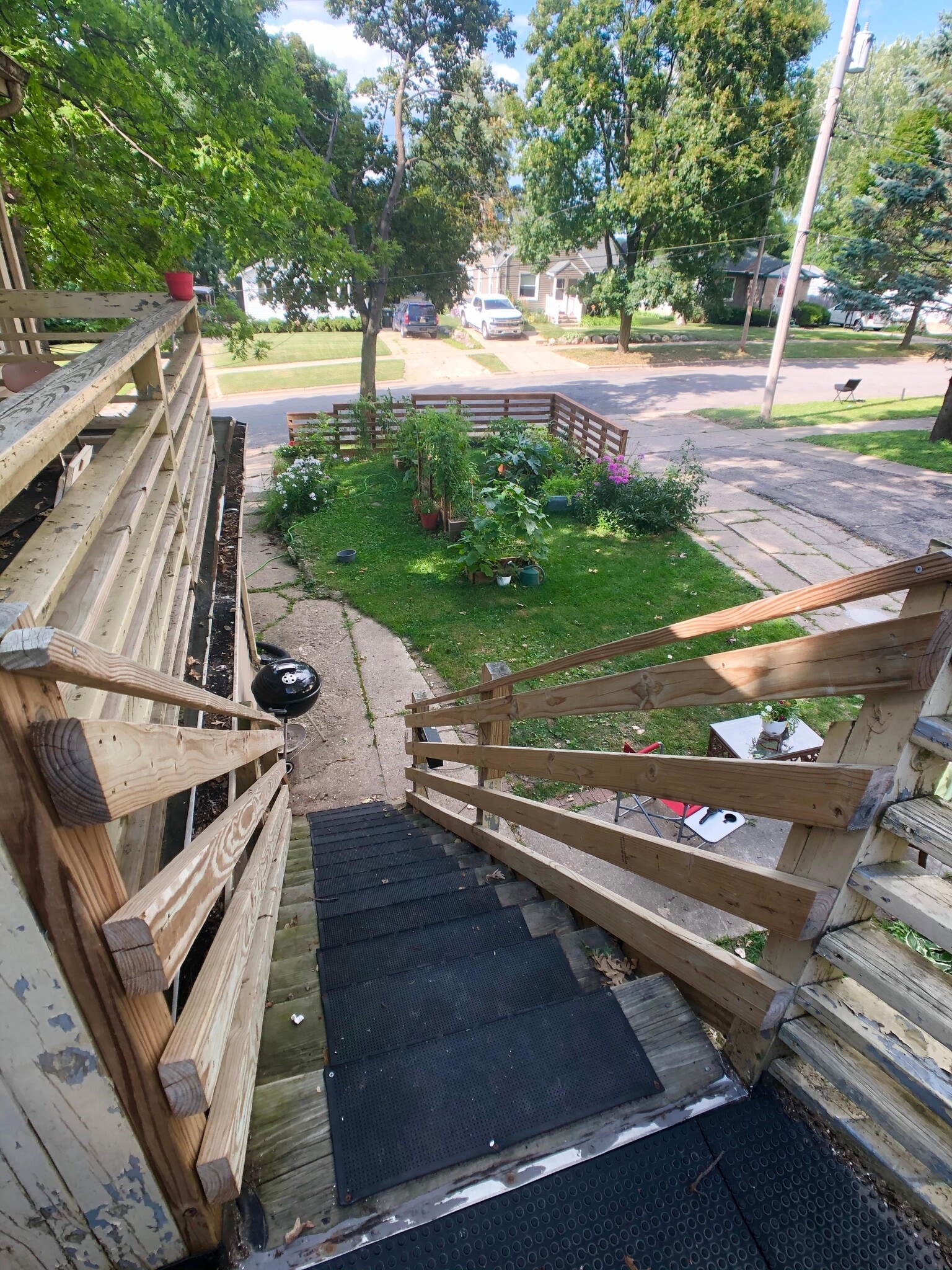 Building Photo - 1817 Spohn Ave