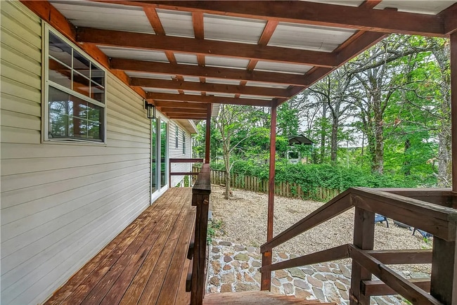 Building Photo - 8517 Spruce Dr
