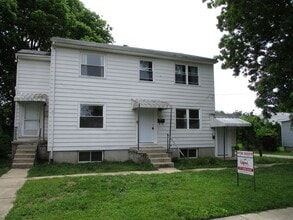 Building Photo - 2416 Brookline Ave