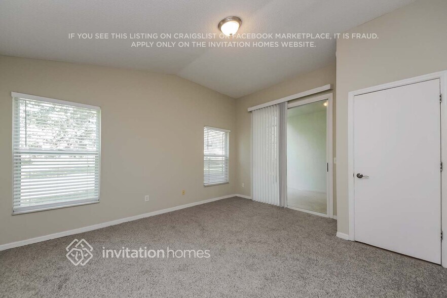 Building Photo - 2539 Chatham Cir