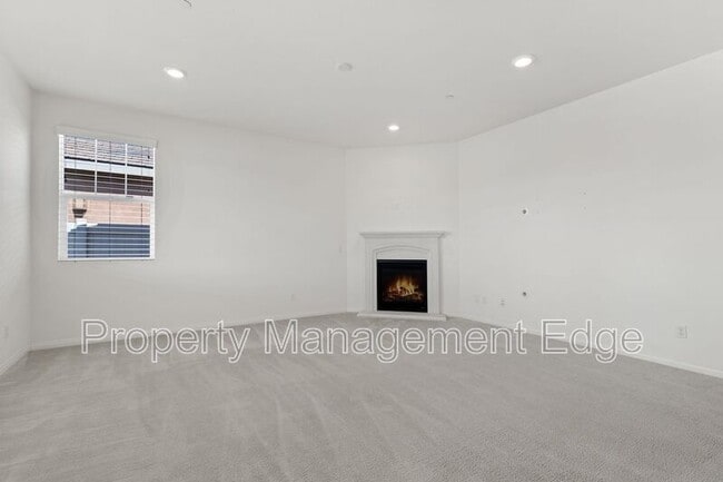 Building Photo - 29604 Starring Ln