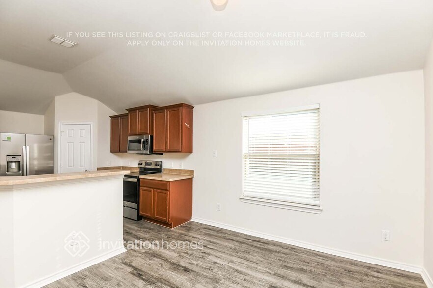 Building Photo - 6508 Sierra Madre Dr