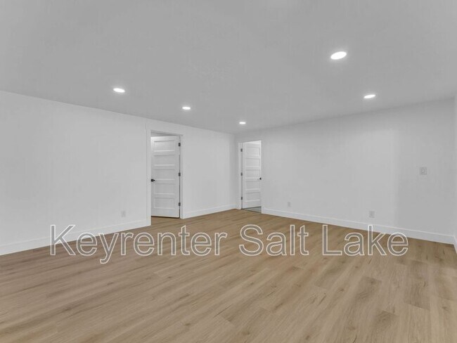 Building Photo - 7726 S 3500 E