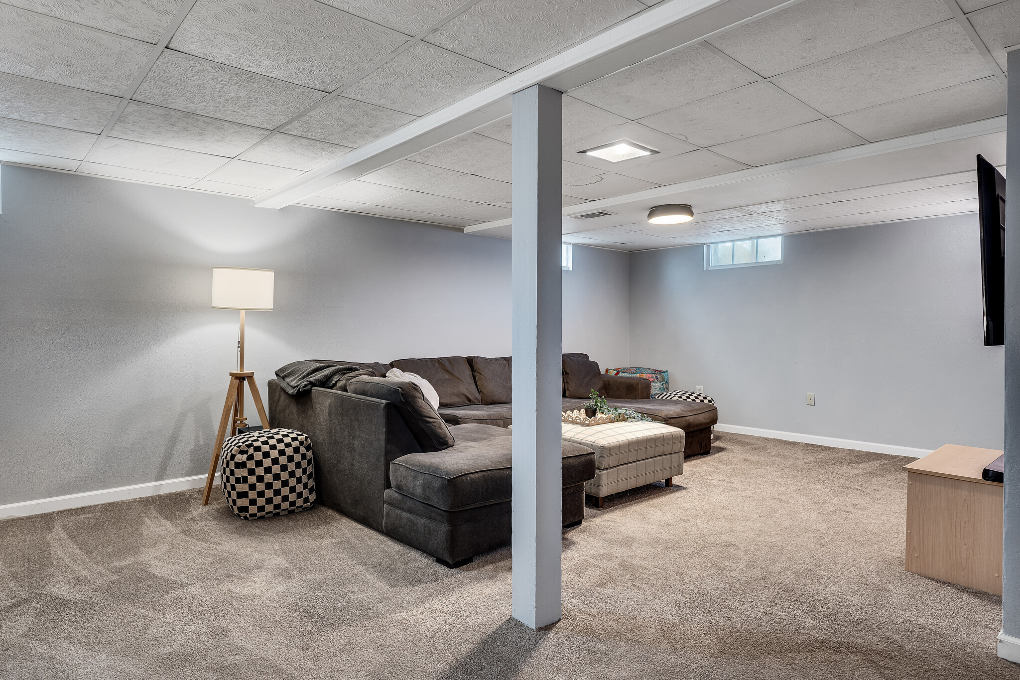 Building Photo - 2015 Wood St