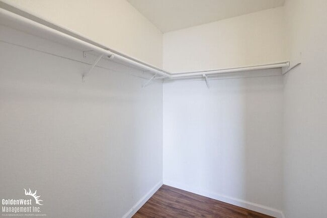 Building Photo - Updated 2Bdm 2Ba Apartment with Community Pool in the Heart of Normal Heights!