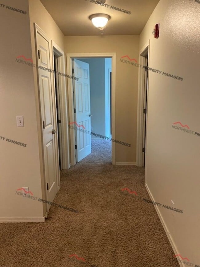 Building Photo - STATUS: AVAILABLE | R202 | $1895.00 + $100...