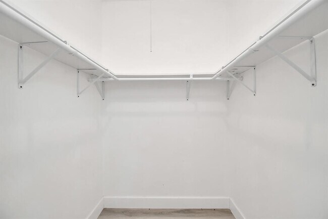 Building Photo - 9126 Troulon Dr
