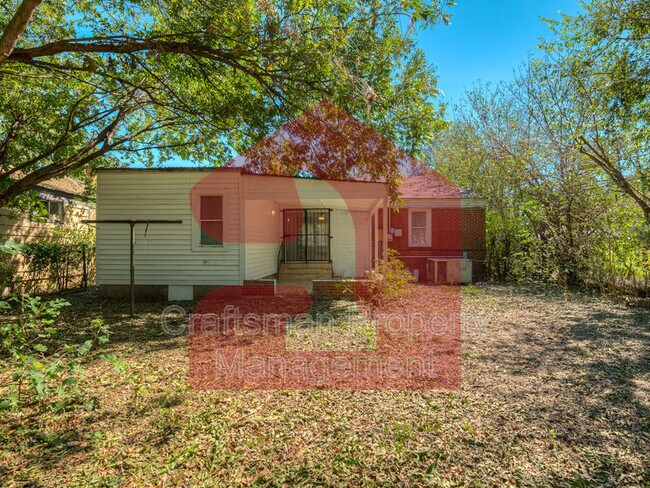 Building Photo - 1201 Carverdale Dr