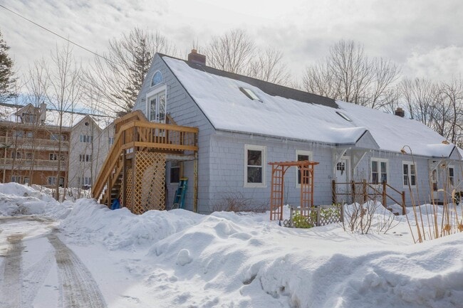 Building Photo - 51 Pollard Rd