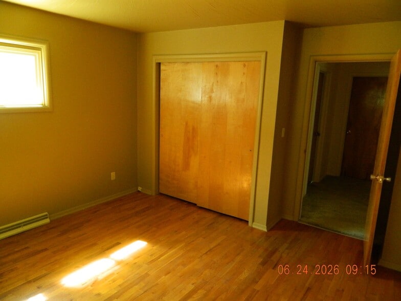 Building Photo - 1012 Kern St