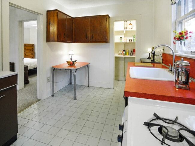 Building Photo - 1197 Stillwood Dr NE