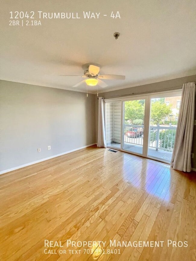 Building Photo - 12042 Trumbull Way