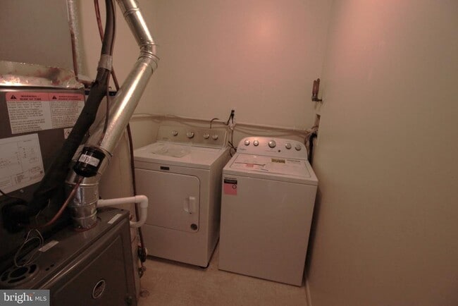 Building Photo - 12 Coriander Dr