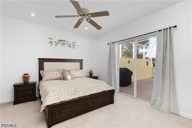 Building Photo - 7983 Valentina Ct