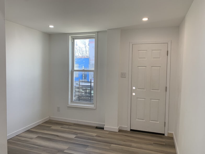 front door entrance, living room - 346 W 29th St
