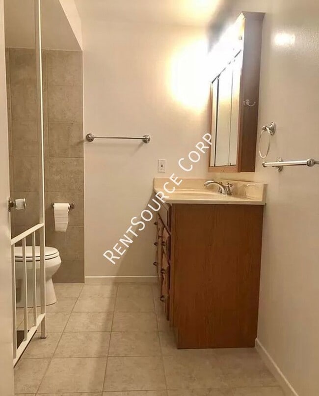 Building Photo - 19214 Avenue Of The Oaks