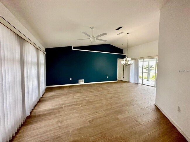 Building Photo - 2169 Onondaga Ln