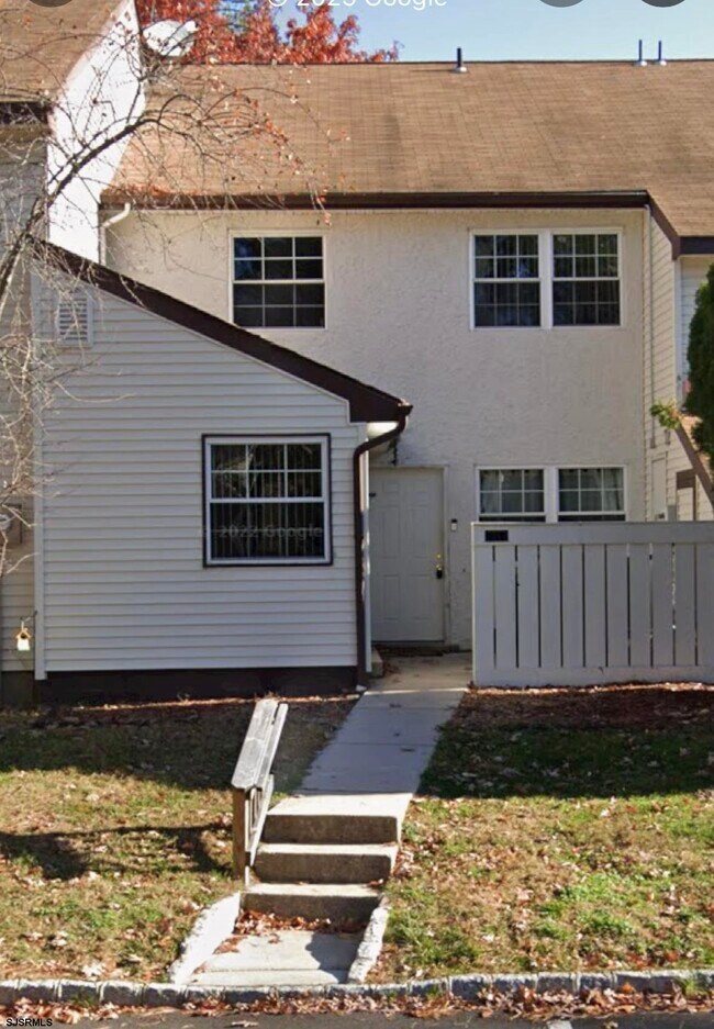 Primary Photo - 2711 Evergreen Ct