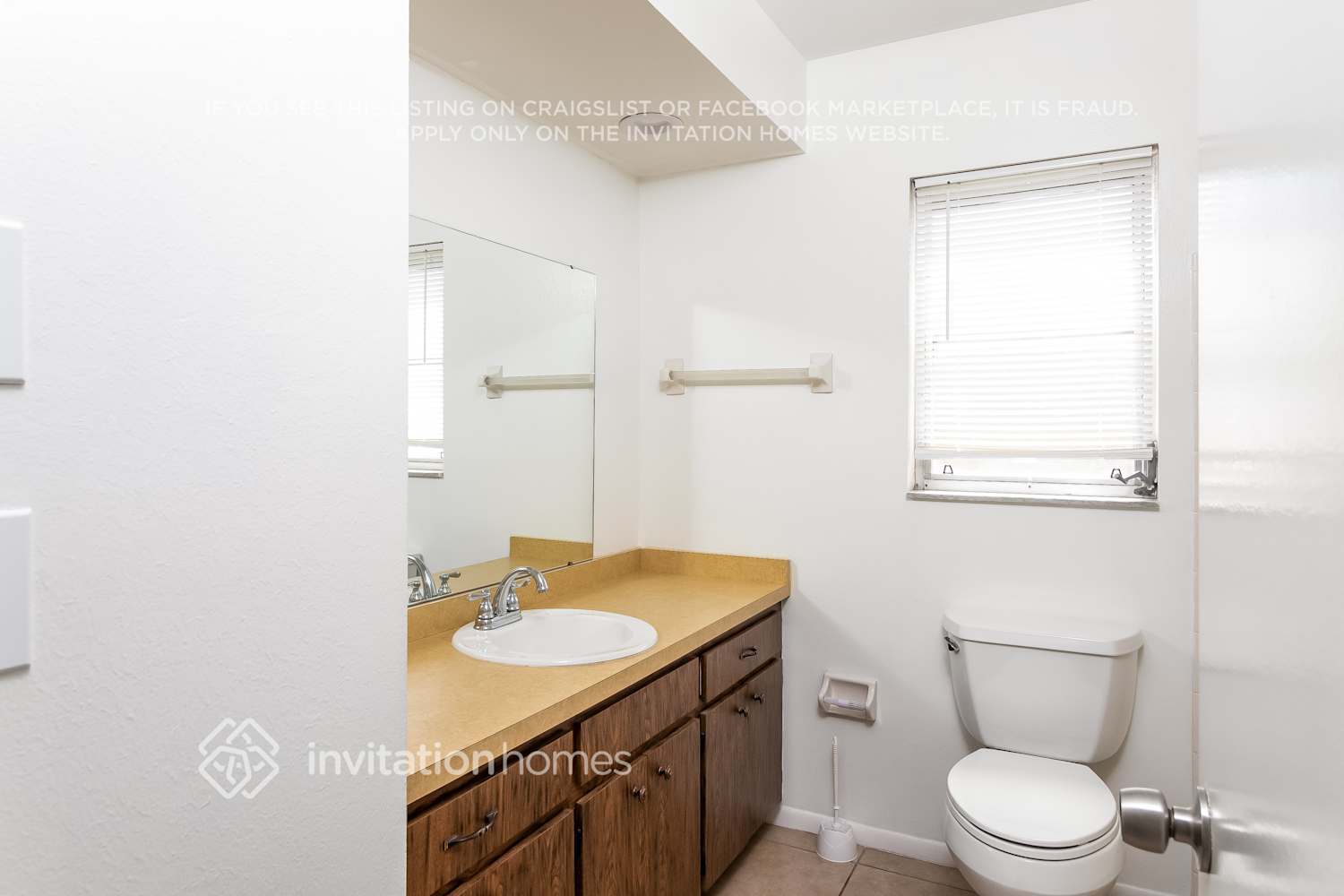 Building Photo - 5323 Winewood Dr