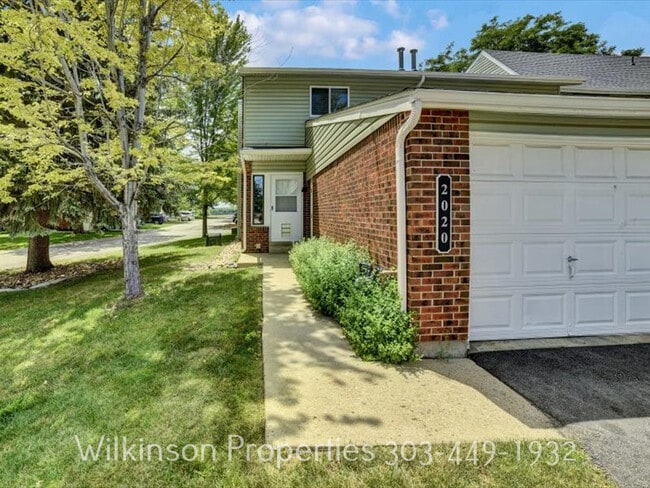 Building Photo - 2020 Gyros Cir