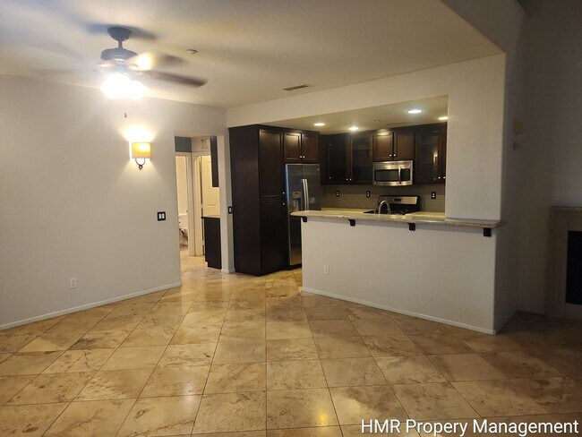 Building Photo - Modern 2-Bedroom Condo Near Victoria Gardens