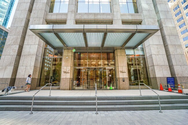 Building Photo - 99 Hudson St