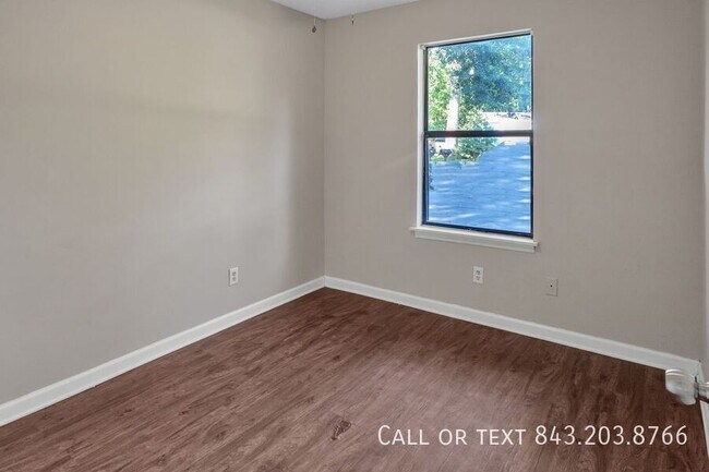 Building Photo - 103 Woodduck Dr