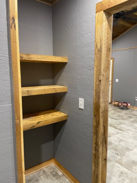 Building Photo - 307 Hunter St