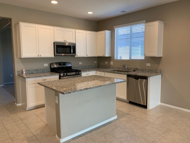 Building Photo - 3 Bedroom 2 Bath Home with 2 car garage, only built in 2020