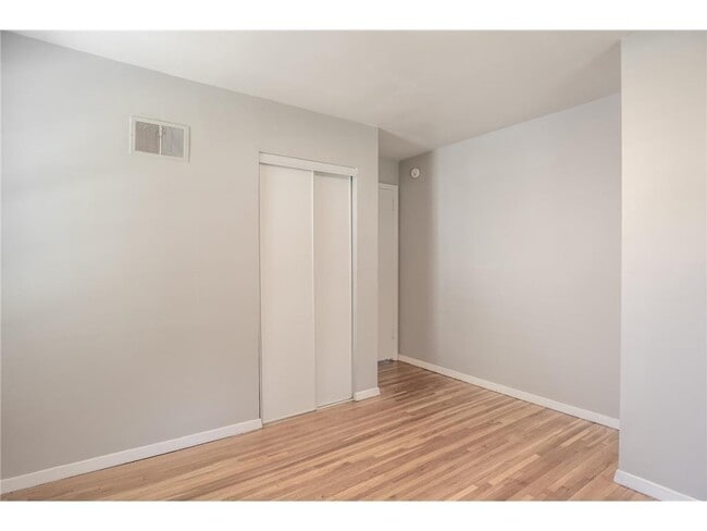 Building Photo - 3708 Xenia Ave N