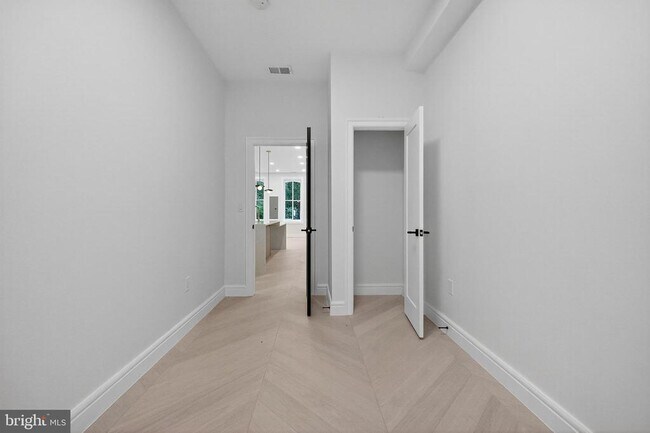 Building Photo - 1908 16th St NW