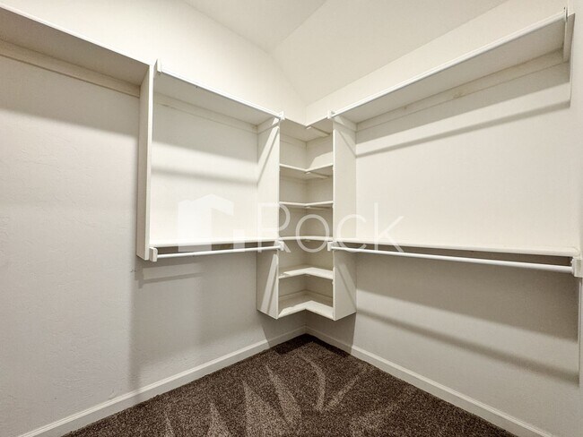 Building Photo - 1113 Magnolia Dr