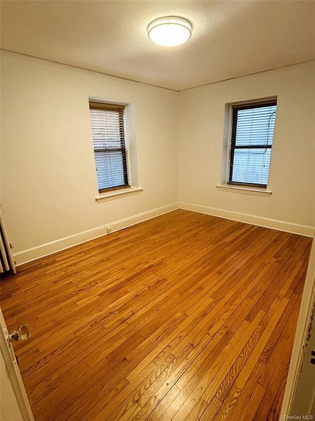 Building Photo - 6 West Ave