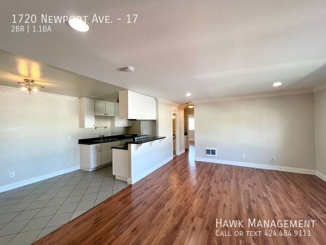 Building Photo - 1720 Newport Ave