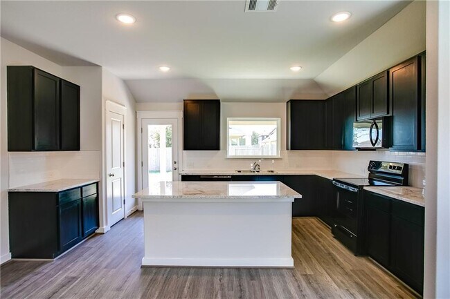 Building Photo - 603 Pheasant Hill Ln