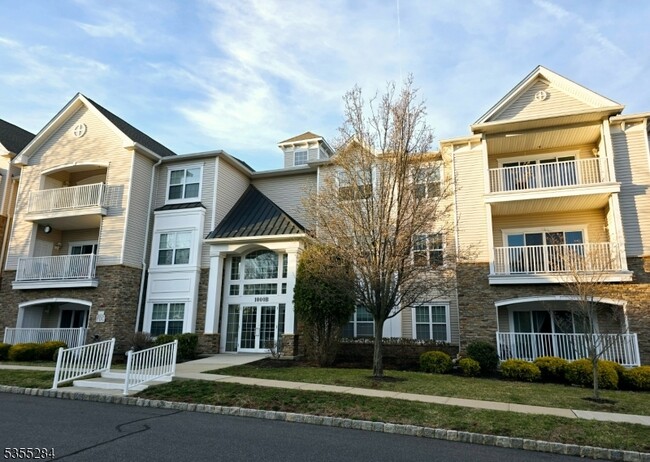 Building Photo - 2104 Conrad Way
