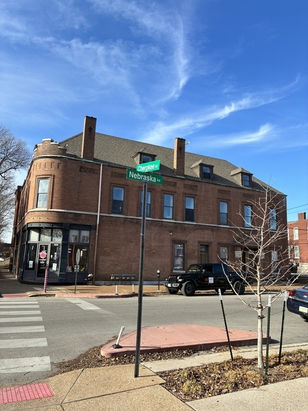 Building Photo - Nebraska Ave. - 3349 Nebraska