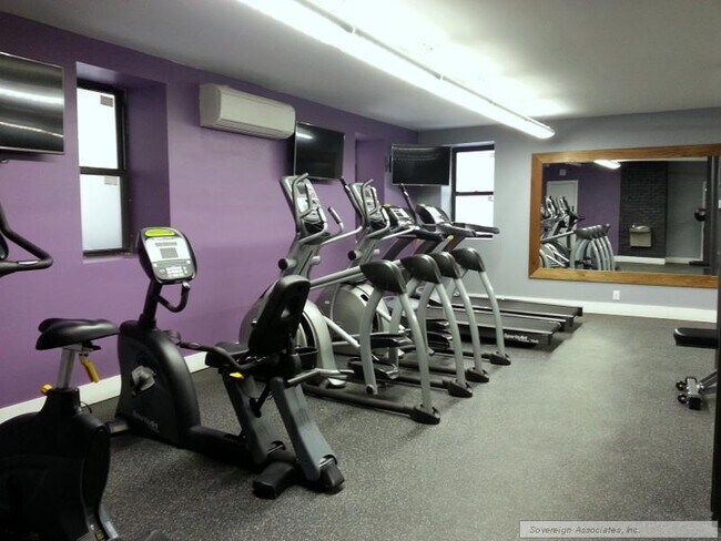 Building Photo - 235 W 146th St