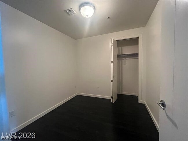 Building Photo - 4575 Dean Martin Dr