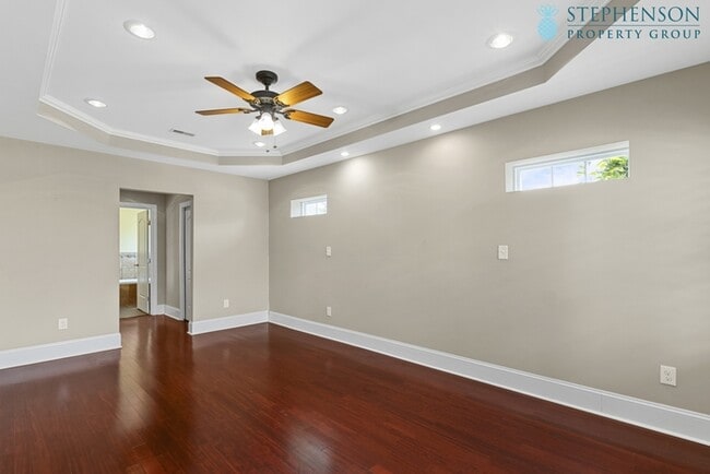 Building Photo - Deeded Boat Slip Comes with Home in Gated ...