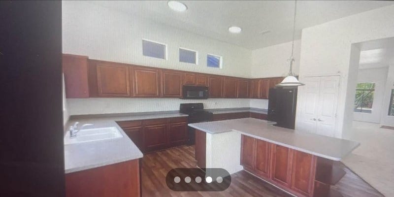 Building Photo - 6161 S Bell Pl