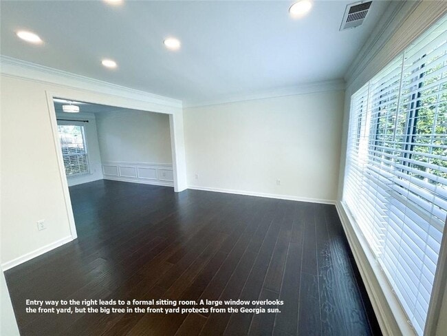 Building Photo - 11865 Carriage Park Ln