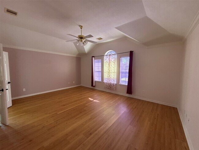 Building Photo - 7819 Blue Stream Ct