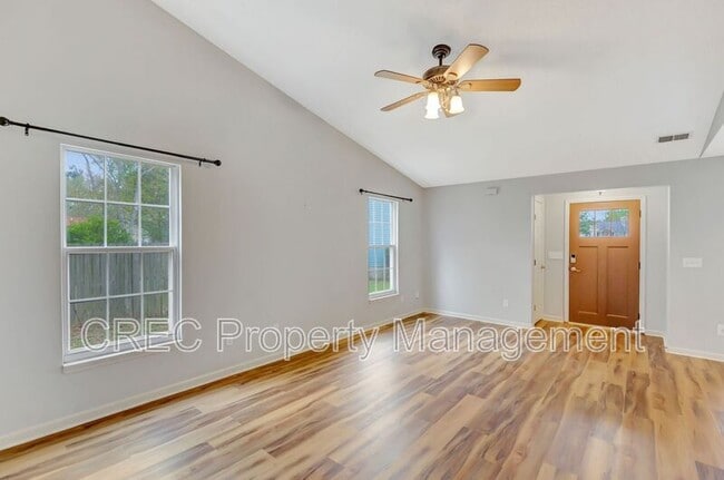 Building Photo - 207 Lynton Ct