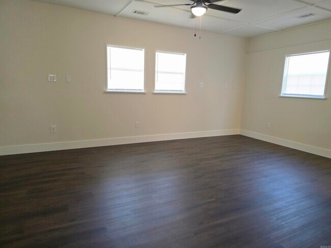 Building Photo - 3123 Ward Dr