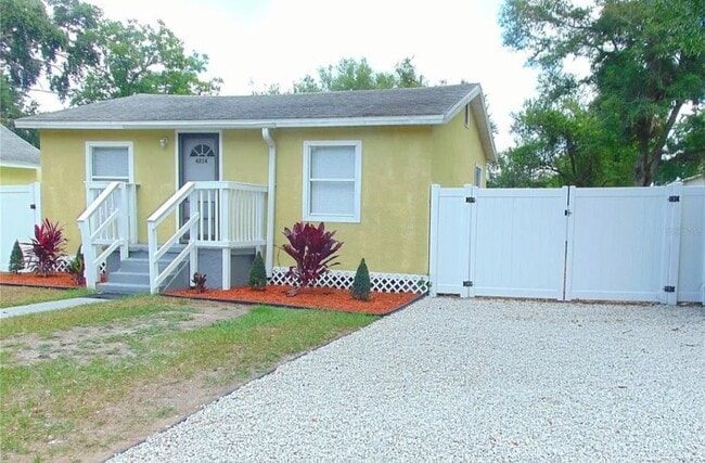 Primary Photo - 4214 E Palifox St