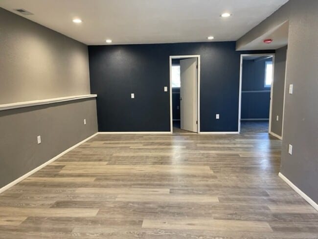 Building Photo - 1372 Sweetwater Rd