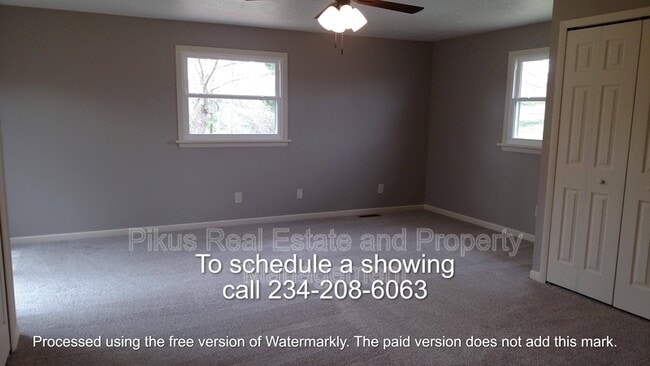 Building Photo - 12533 McCallum Ave NE