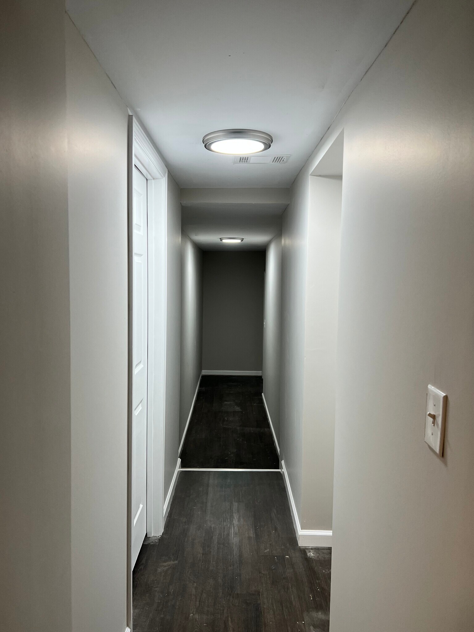 Building Photo - 801 S Houston Lake Rd