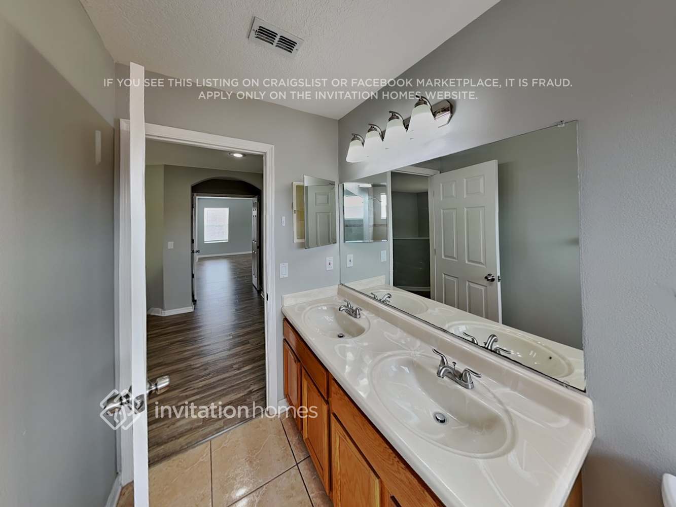 Building Photo - 5066 Hook Hollow Cir